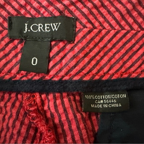J. CREW Women’s Size 0 Dark Pink and Navy Stripe Seersucker Shorts 100% Cotton - Picture 9 of 9